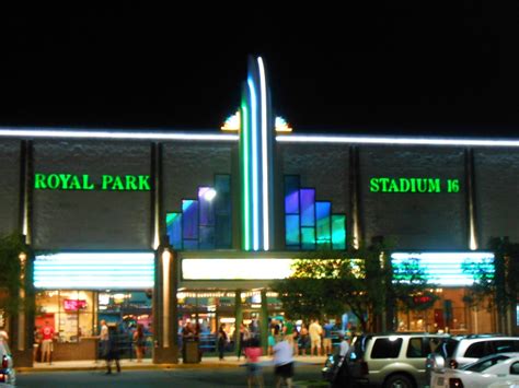 Regal royal park - Jul 28, 2022 · Regal Royal Park details with ⭐ 105 reviews, 📞 phone number, 📅 work hours, 📍 location on map. Find similar movie theaters in Gainesville on Nicelocal. 